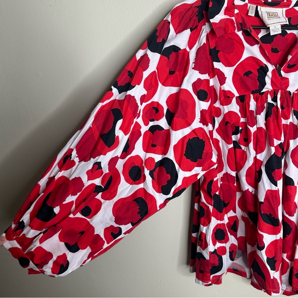 Emily McCarthy Stella Top Red and Black Abstract‎ Floral Print Blouse size Small - Picture 5 of 6